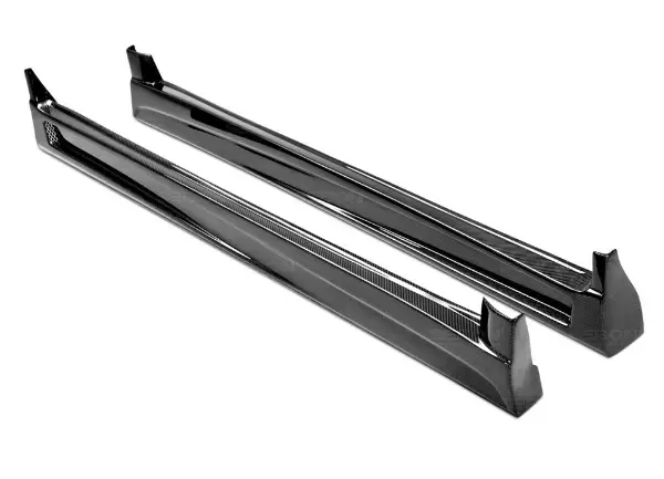 Boční prahy Seibon Carbon GD-Style pro Subaru Impreza / WRX / WRX STI (GDA/GDB/GDF) 4-dvéř. Saloon r.v. 2006 - 2007 Omezená Nabídka