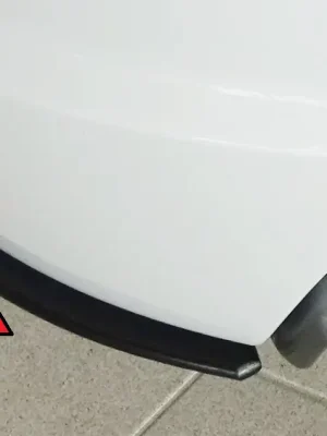Autentický Rieger spoiler pod zadní nárazník na levé straně pro Audi TTS 8J-FV, 8S kupé, roadster před faceliftem r.v. 07/14-08/18, plast ABS bez povrchové úpravy