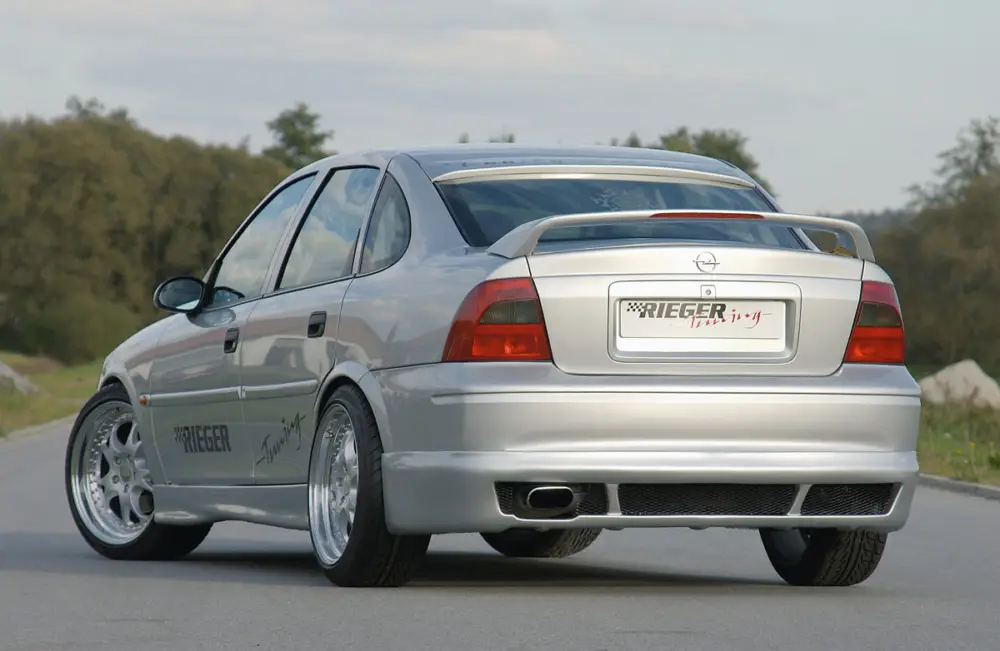 Oblíbený Rieger spoiler pod zadní nárazník pro Opel Vectra B fastback, notchback po faceliftu r.v. 08/98-, plast ABS bez povrchové úpravy