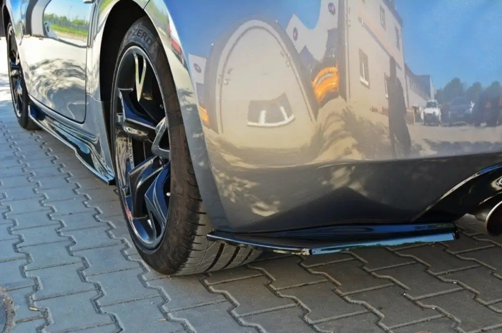 Maxton Design boční difuzory pod zadní nárazník pro Nissan 370Z, černý lesklý plast ABS Odeslání Ihned