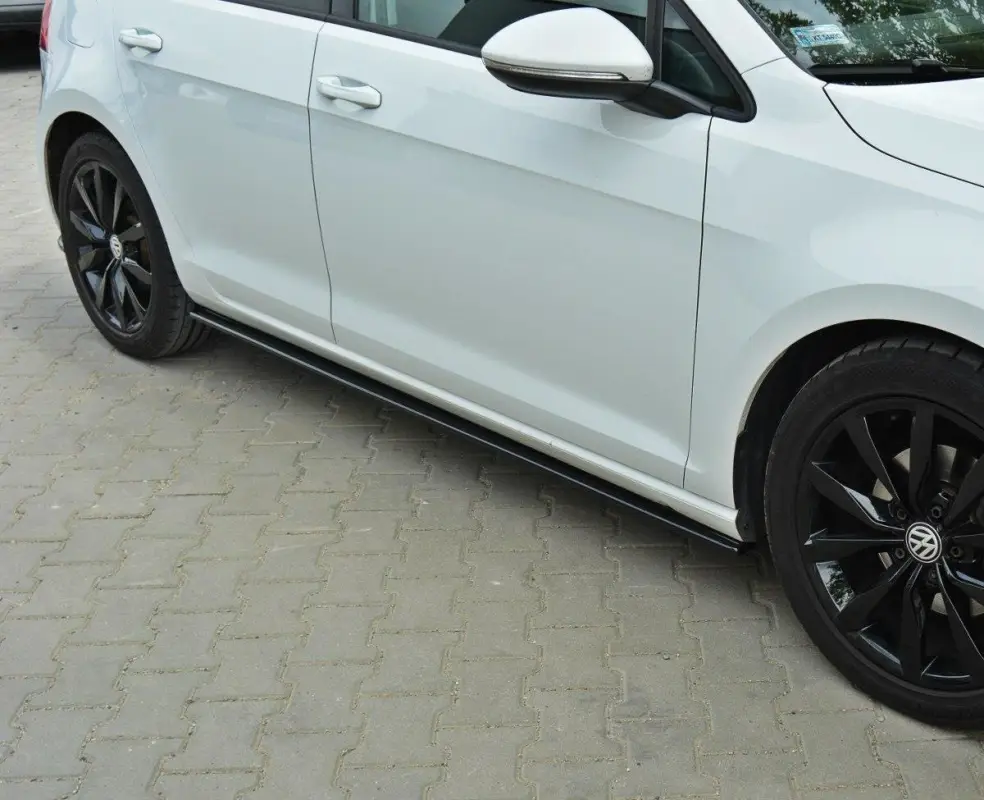 Maxton Design difuzory pod boční prahy pro Volkswagen Golf Mk7, černý lesklý plast ABS Akční Nabídka