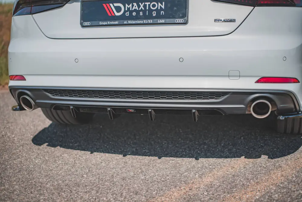 Nízká Cena Maxton Design vložka zadního nárazníku pro Audi A5 F5, černý lesklý plast ABS