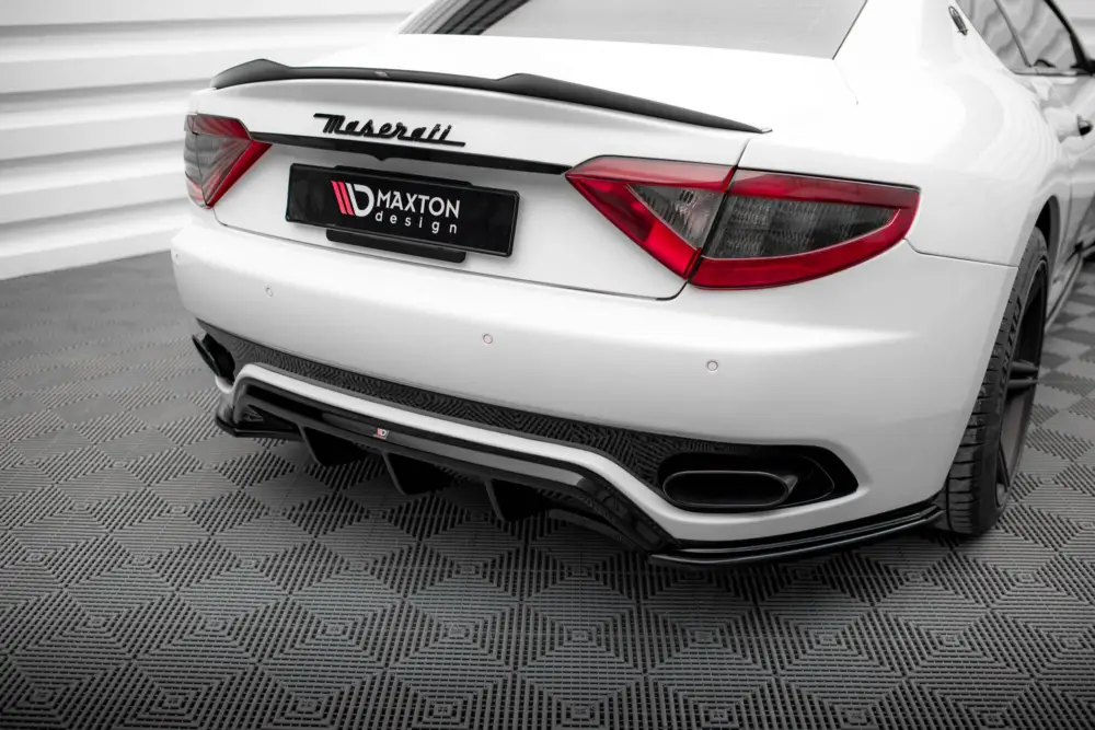 Poslední Šance Maxton Design vložka zadního nárazníku pro Maserati Granturismo, černý lesklý plast ABS