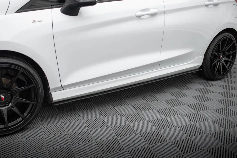 Maxton Design "Racing" difuzory pod boční prahy ver.2 pro Ford Fiesta, Fiesta ST Mk8, černý lesklý plast ABS Zlevněný