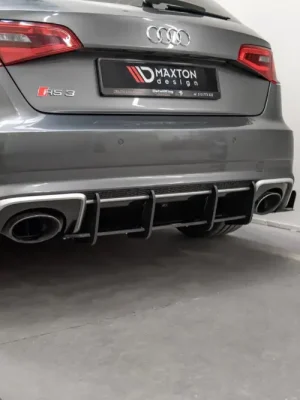 Vysoce Kvalitní Maxton Design "Racing durability" zadní difuzor ver.1 pro Audi RS3 8V, plast ABS bez povrchové úpravy, s červenou linkou