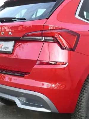 Milotec lišta nad zadní SPZ pro Škoda Kamiq, r.v. 2019-, černý lesklý Ověřený