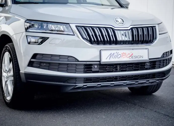 Oblíbený Milotec ochranná lišta předního nárazníku pro Škoda Karoq, r.v. 2017-, černý lesklý