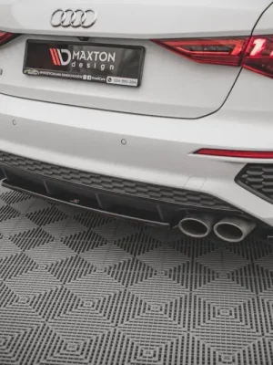 Akční Cena Maxton Design středový spoiler pod zadní nárazník pro Audi S3 8Y, černý lesklý plast ABS