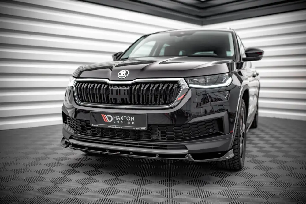 Pouze Dnes Maxton Design spoiler pod přední nárazník ver.1 pro Škoda Kodiaq Mk1 facelift, černý lesklý plast ABS