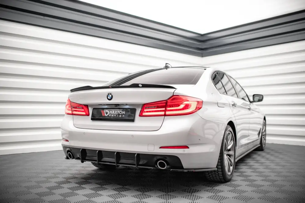 Nejprodávanější Maxton Design "Street Pro" difuzor zadního nárazníku pro BMW řada 5 G30, plast ABS bez povrchové úpravy, s černou a červenou linkou