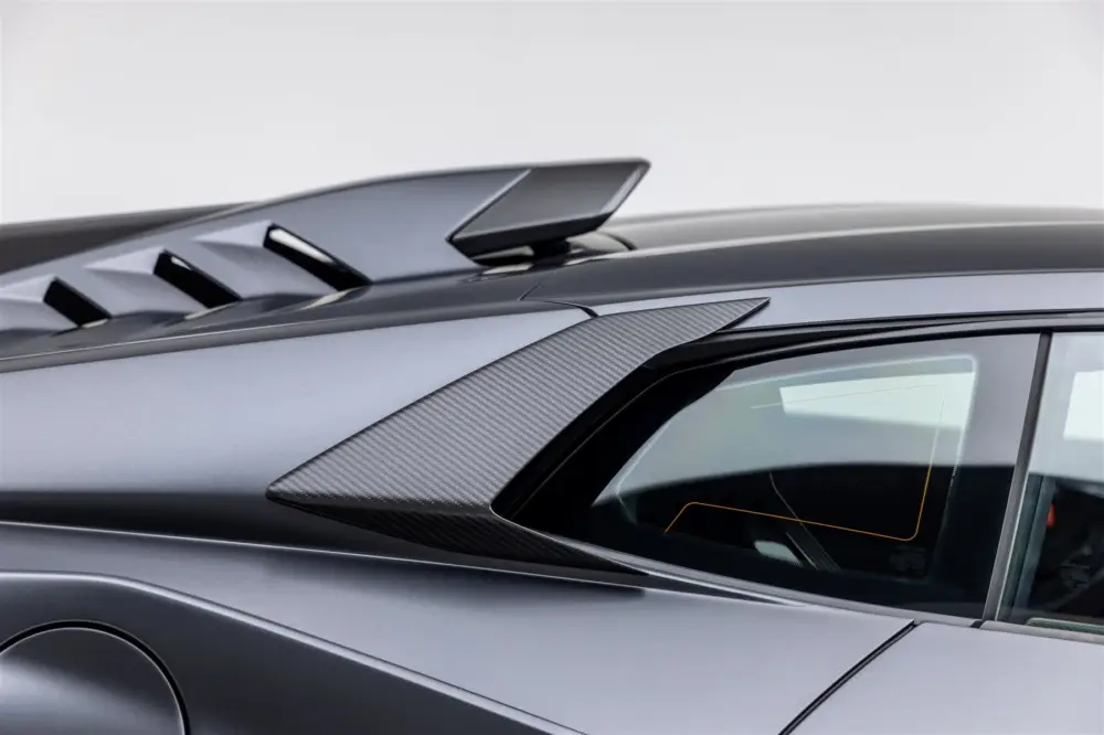 Vorsteiner boční nasávače pro Lamborghini Huracan STO, r.v. 2021-, saténový karbon Must-Have