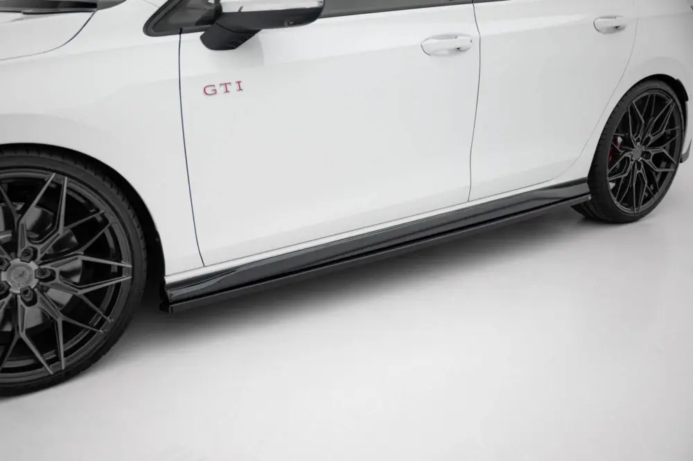 Vrácení Zdarma Maxton Design difuzory pod boční prahy pro Volkswagen Golf R-Line Mk8, černý lesklý plast ABS