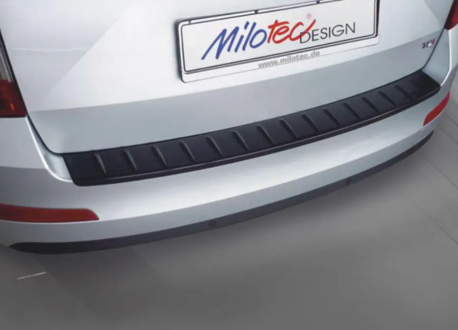 Oblíbený Milotec práh pátých dveří s výstupky pro Škoda Octavia III Combi od r.v. 2013-07/2017, černý lesklý