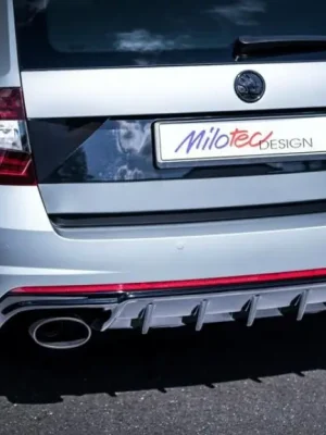 Milotec Design lišta pátých dveří pro Škoda Octavia III. Combi, od r.v. 2013, černý lesklý Víkendová Akce