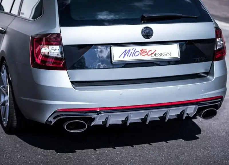 Milotec Design lišta pátých dveří pro Škoda Octavia III. Combi, od r.v. 2013, černý lesklý Víkendová Akce