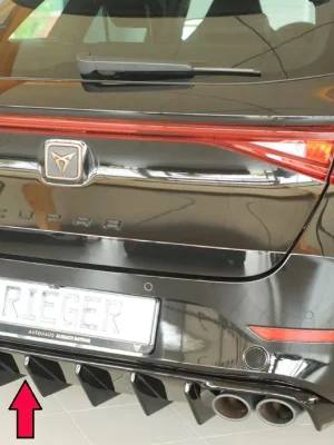 Časově Omezené Rieger vložka zadního nárazníku (pro vozy bez tažného zař.) pro Cupra Leon KL 5-dvéř. (ST/sportstourer), plast ABS lakovaný do černé lesklé barvy