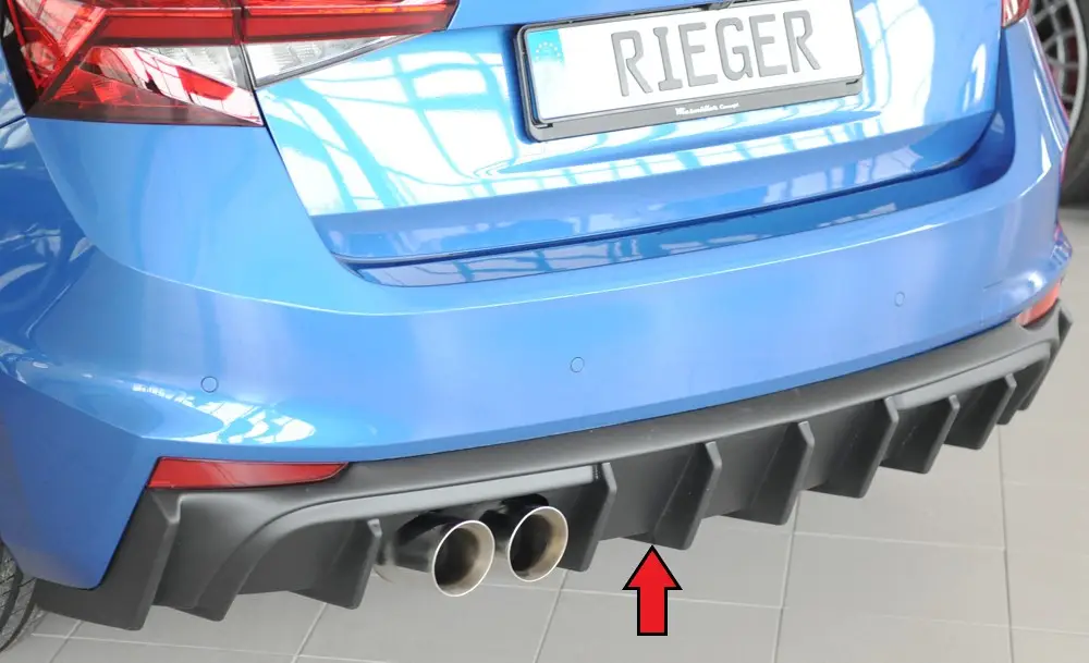 Pouze Dnes Rieger vložka zadního nárazníku pro orig. koncový tlumič výfuku pro Škoda Fabia PJ hatchback, plast ABS bez povrchové úpravy