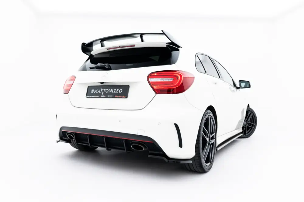 Značkový Maxton Design "Street Pro" difuzor zadního nárazníku pro Mercedes třída A W176/AMG-Line, plast ABS bez povrchové úpravy, s červenou linkou