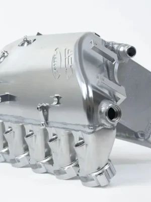 CSF Charge Cooler Manifold ''Level up'' pro BMW M3 G80 s motorem S58, barva přírodní hliník Finální Výprodej