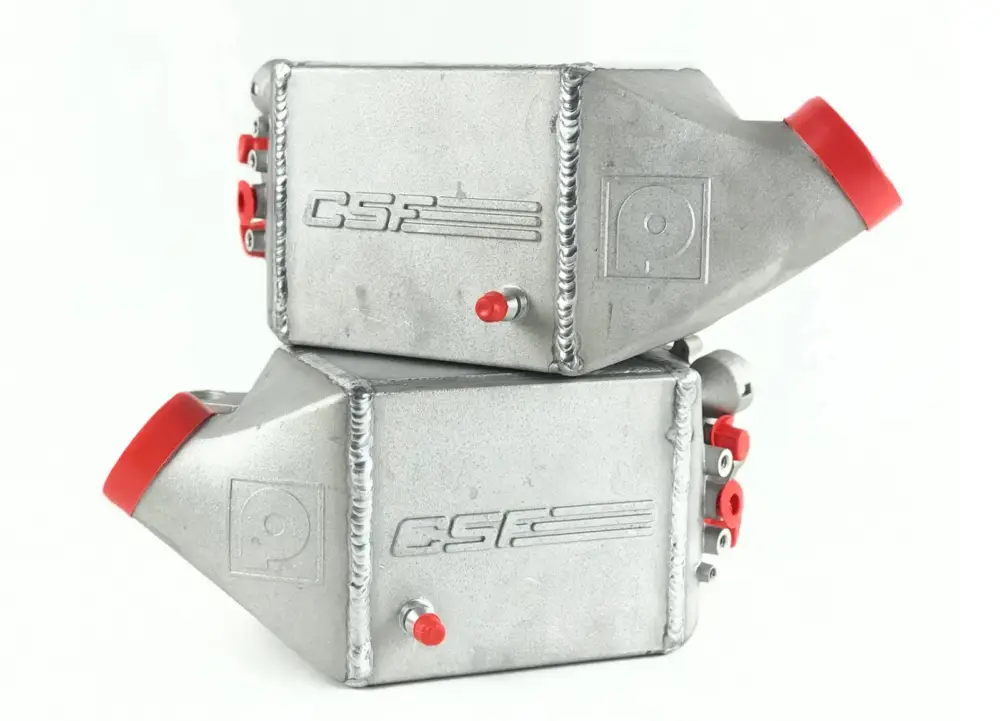 Vrácení Zdarma CSF Twin Charge Air Cooler set pro BMW M6 F12/F13, vč. F06 Gran Coupe, barva přírodní hliník