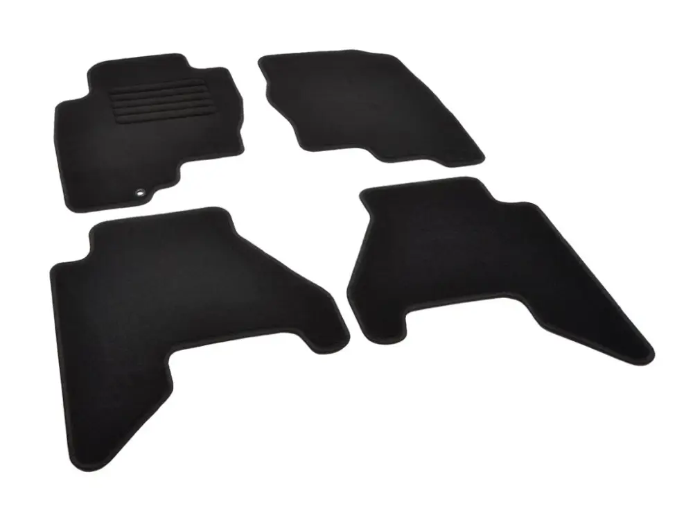Časově Omezené Textilní autokoberce Nissan Navara 2005-2010 | RIGUM