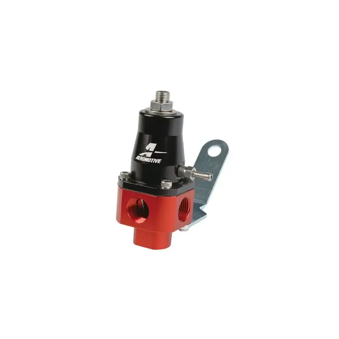 Omezená Nabídka Regulátor tlaku paliva Aeromotive Universal Baypass, 3-port 3/8 NPT ARE 13301