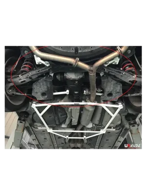 2-Point Rear Lower Brace (816P) Ultra Racing for Toyota Mark X (X120) 2.5 V6 2WD 04-16 Nízká Cena