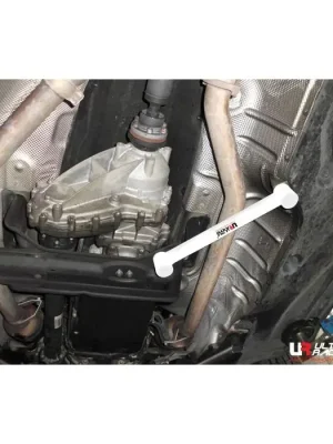 Sezónní Sleva Mid Lower Brace 1888 Ultra Racing for Mercedes ML 3.5 W164 05-11