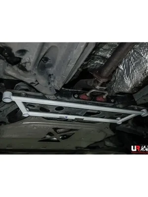 Cenový Hit Front Lower Brace Ultra Racing for Volkswagen Beetle Cabrio 11+
