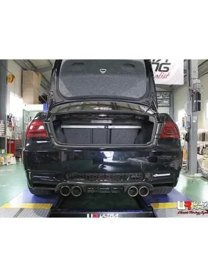Aktuální Adj. Rear Upper Strut Bar Ultra Racing for BMW M3 E92 07-13